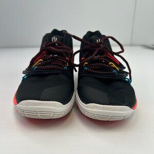 Nike Boy Shoe 5 Y Kid Friends TV Show Collab Kyrie Limited Lace Sneaker Core Go